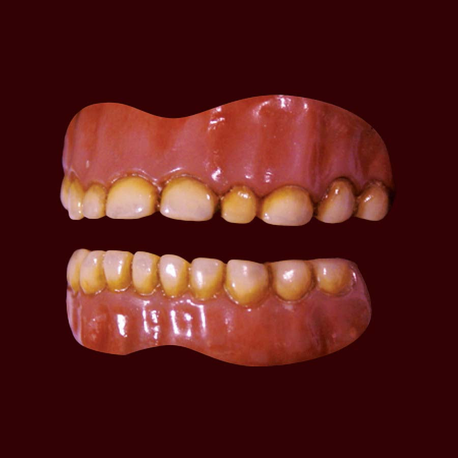 Small teeth costume veneers