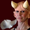 Vakmero horns and brow